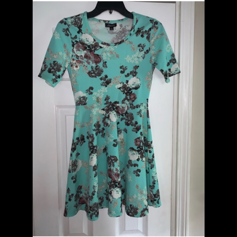 NWOT, never worn, J for Justify Dress, Size Small